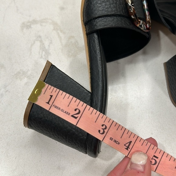 KAANAS Comino Buckle Heeled Slide Sandals Black Pebbled Leather - Picture 15 of 16